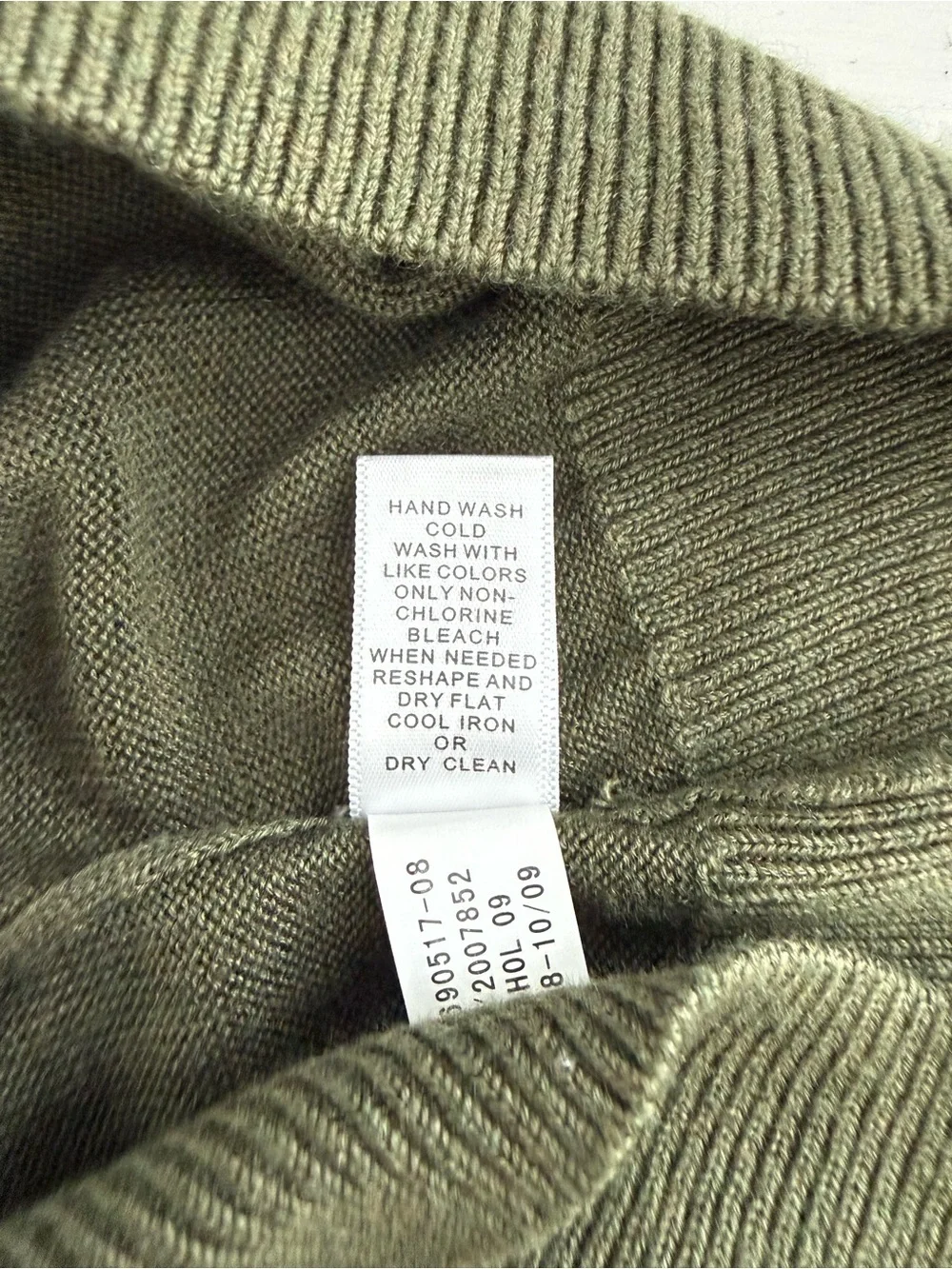 Banana Republic Silk Cashmere Olive V Neck Sweater XL